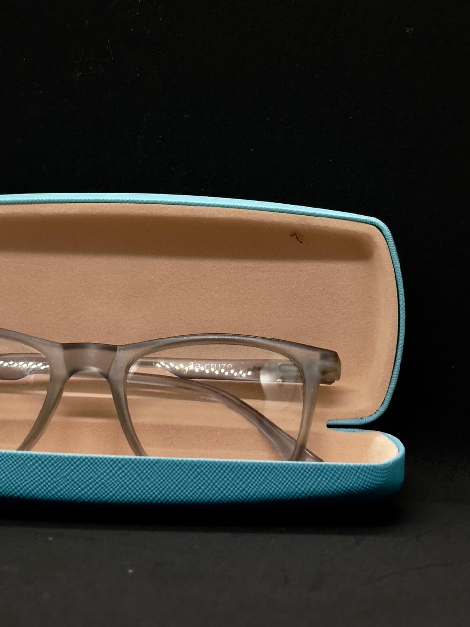 De Cruze Signature Transparent Frame